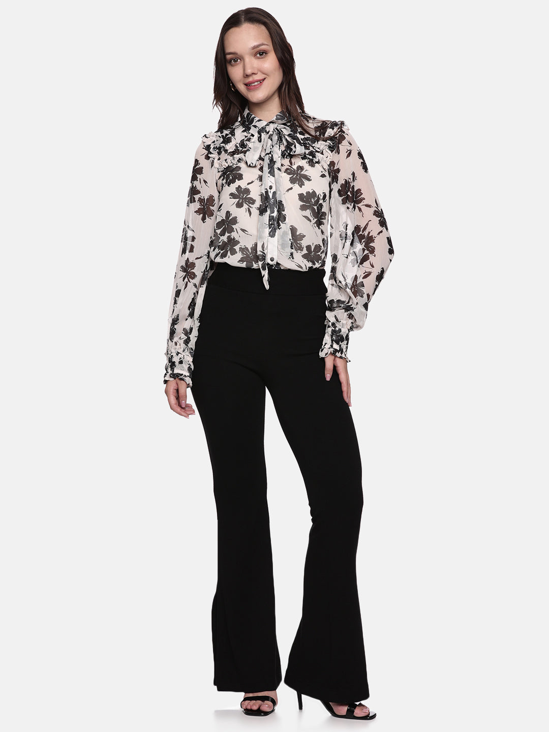 IS.U Floral Off-White Smocked Sleeve Top