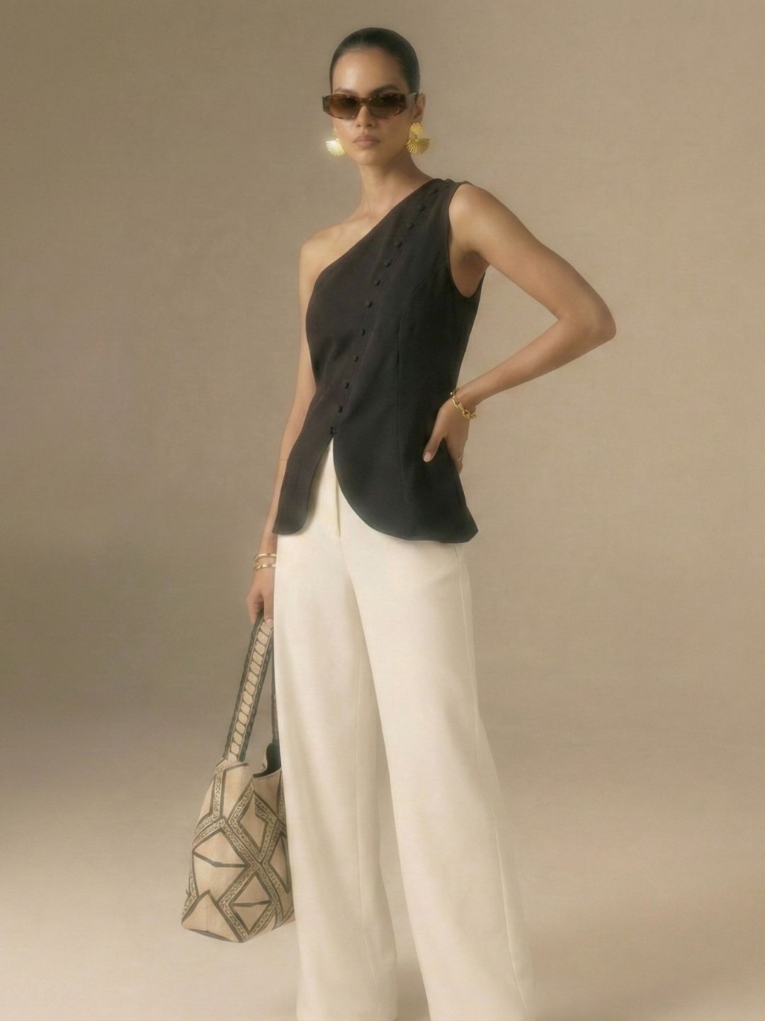 IS.U Black One-Shoulder Button Down Vest