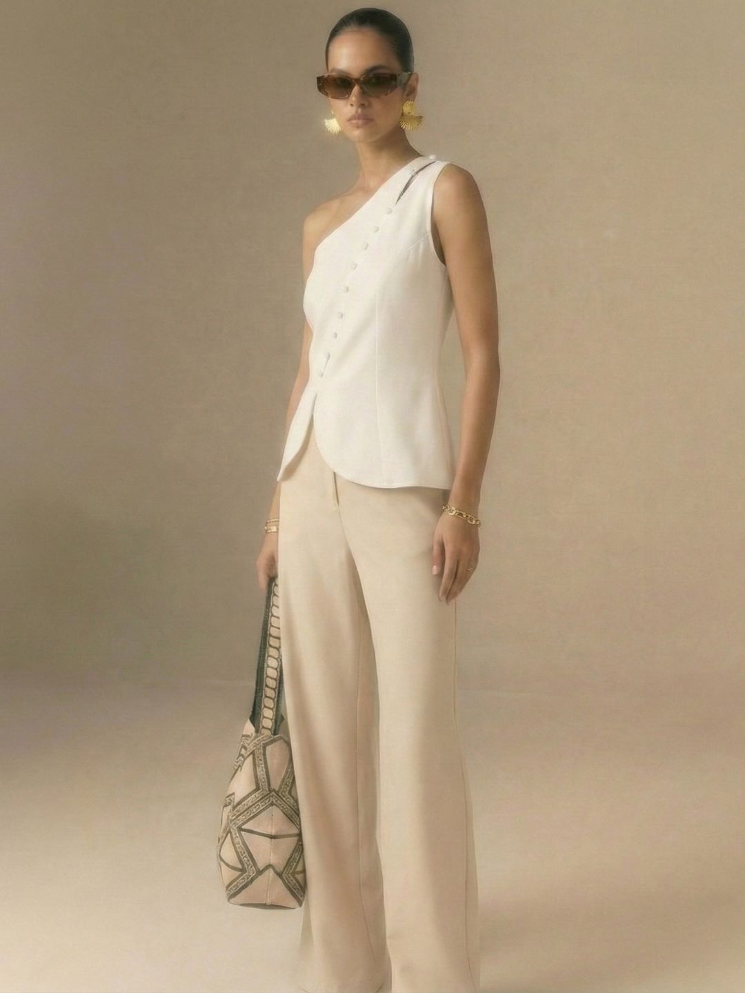 IS.U White One-Shoulder Button Down Vest