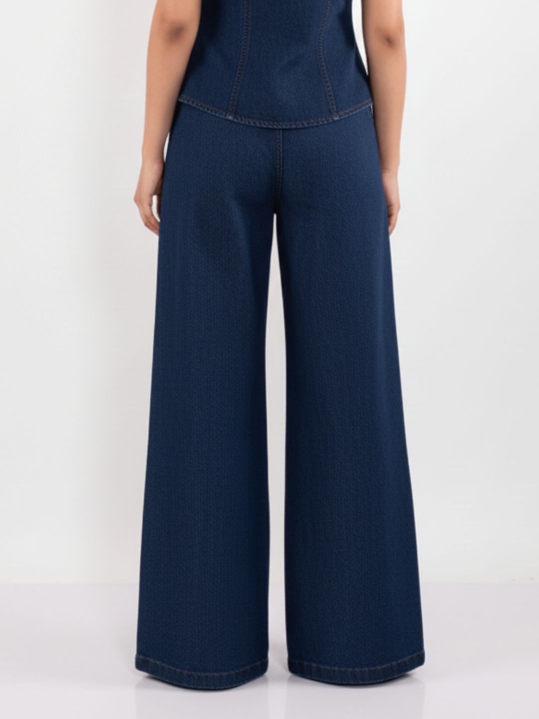 IS.U Dark Blue High-Wait Denim Slit Pants