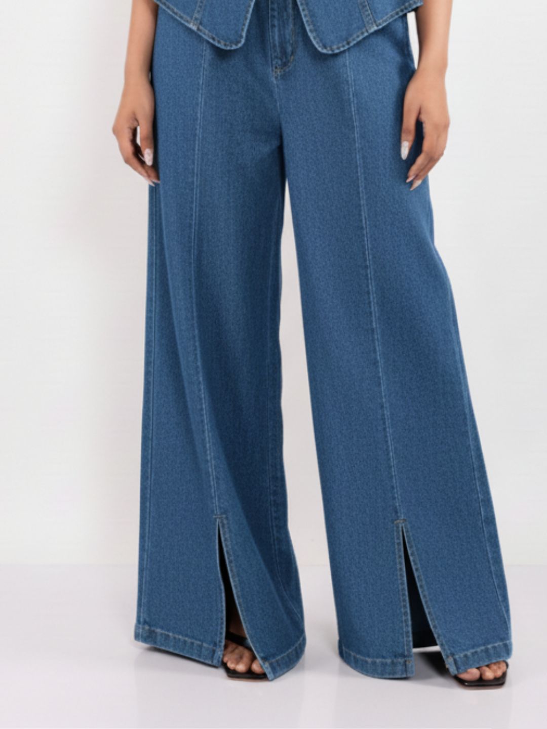 IS.U Medium Blue High-Wait Denim Slit Pants