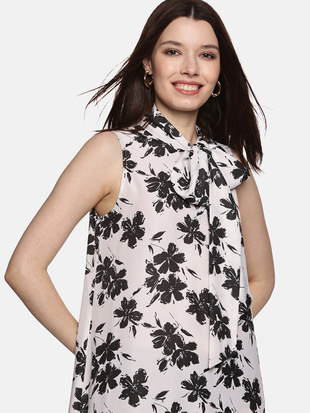 IS.U Floral Off-White Tiered Sleevless Dress