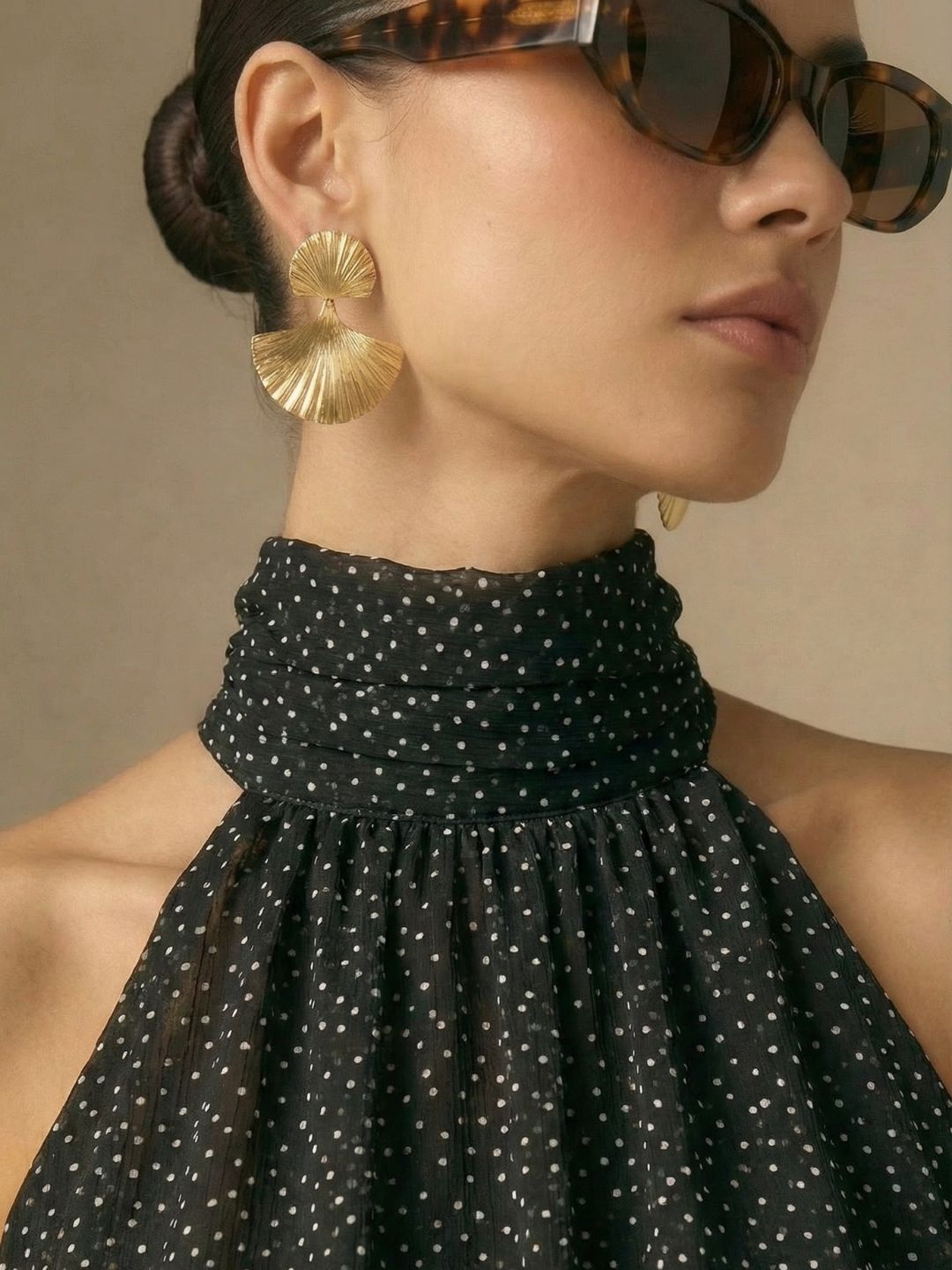 IS.U Black Halter-Neck Chiffon Long Top