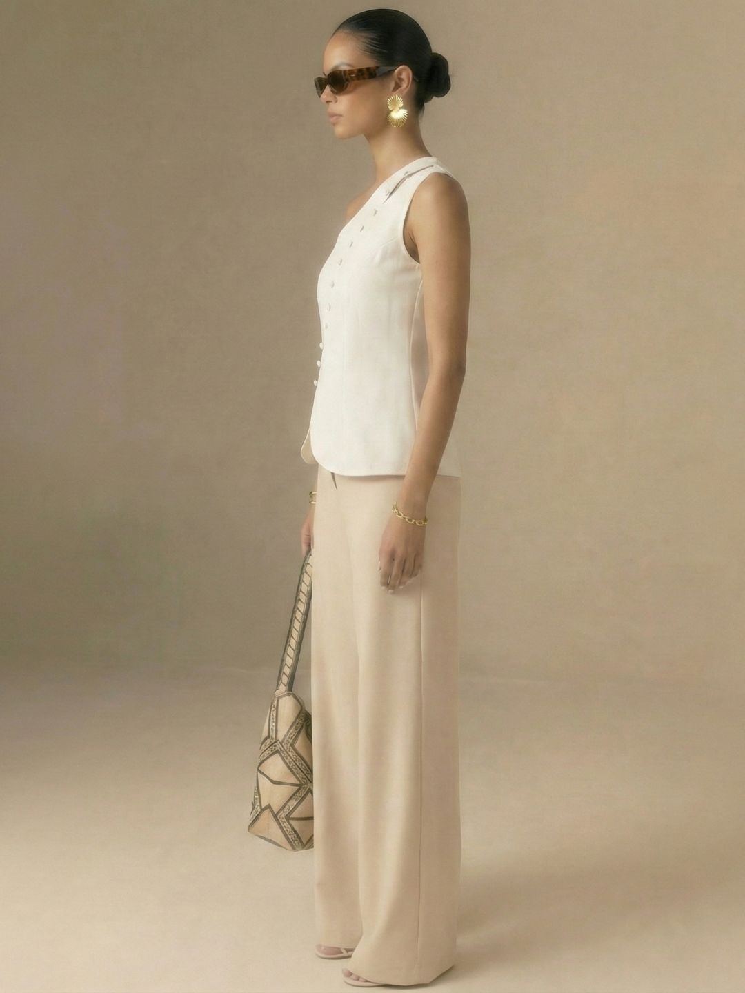 IS.U White One-Shoulder Button Down Vest