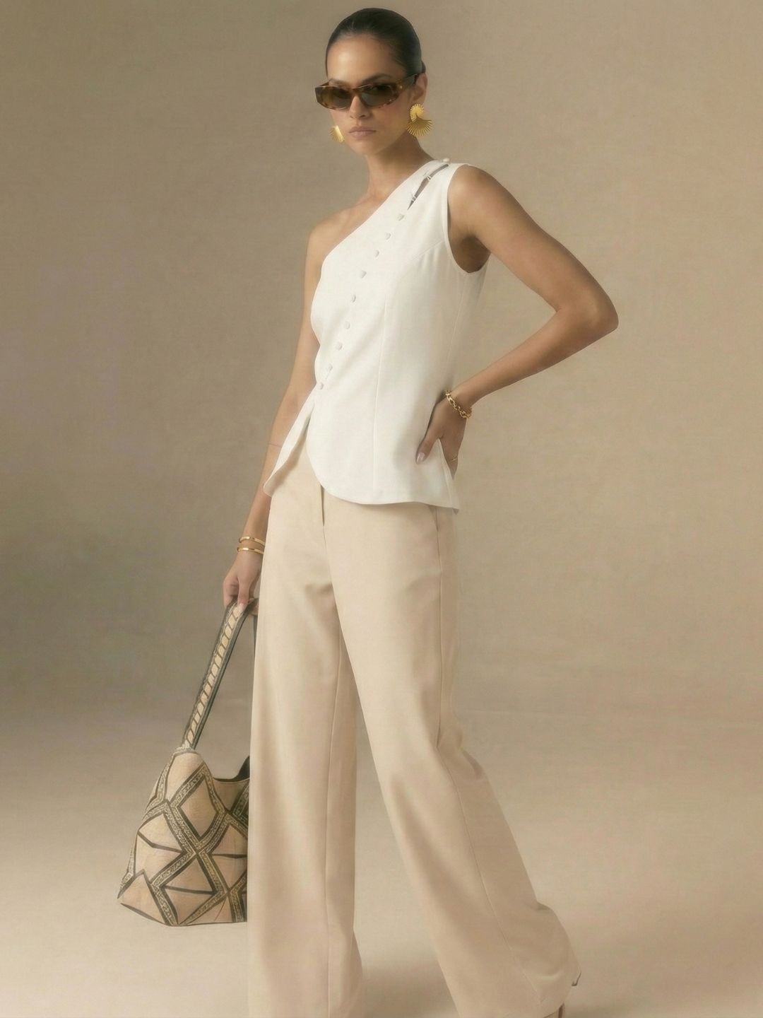 IS.U White One-Shoulder Button Down Vest