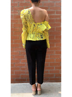Load image into Gallery viewer, Gigi Ruffled Front Yellow Top
