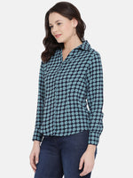 Load image into Gallery viewer, https://cdn.shopify.com/s/files/1/0259/9793/4666/products/feed_radhika_8_shirt.jpg?v=1580843928