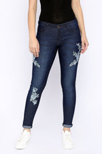 Load image into Gallery viewer, IS.U Indigo Embroidered Skinny Jeans